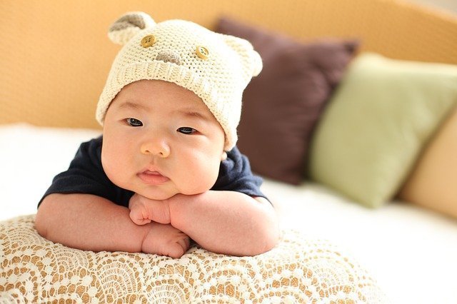 How to use a nursing pillow for tummy time - For Your Little One