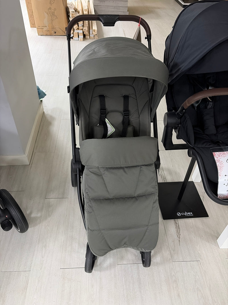 Venicci Vero stroller - Sage Clearance