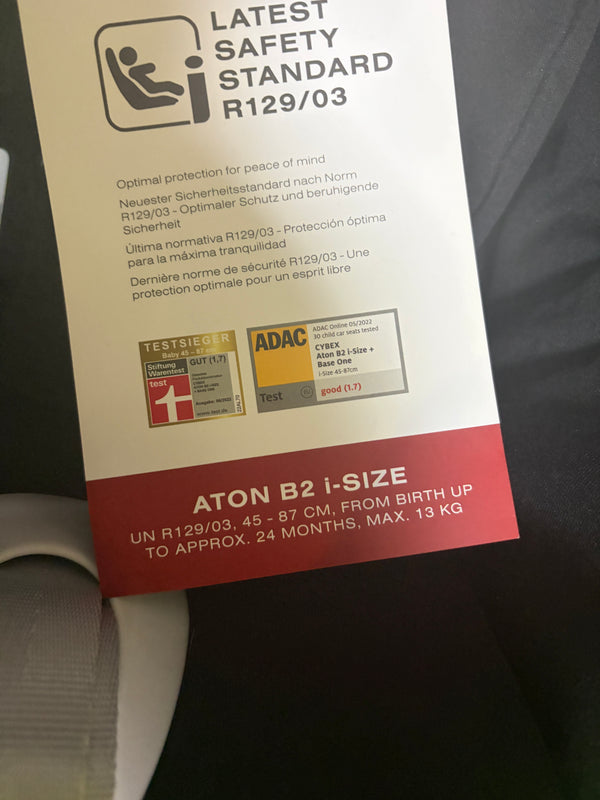Cybex Aton B2 i-size Car Seat And Isofix Base - Clearance