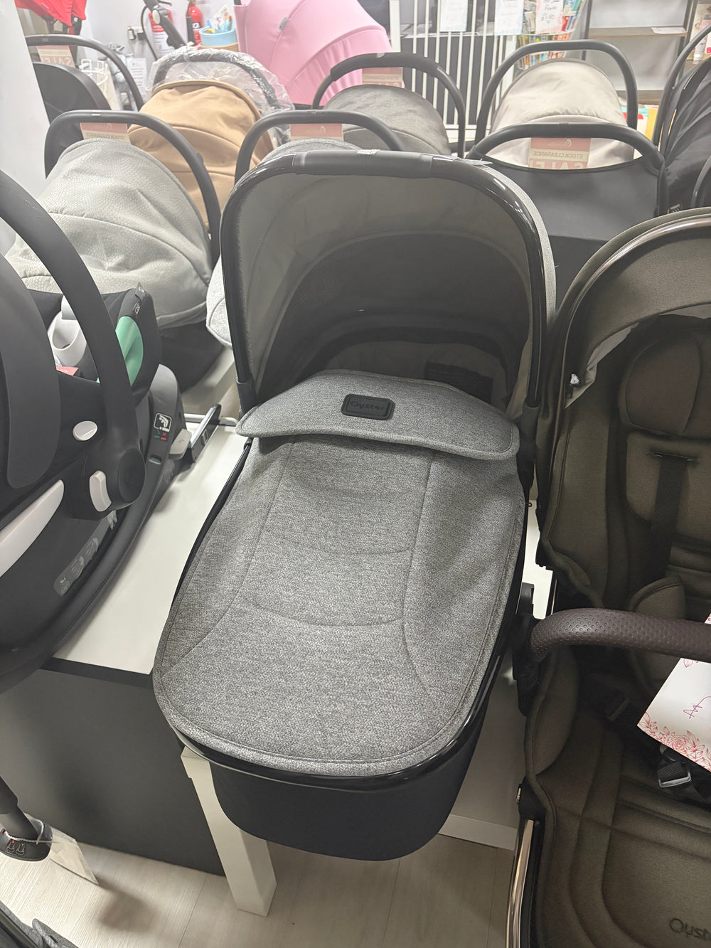 Babystyle Oyster 3 Carrycot - Grey Clearance