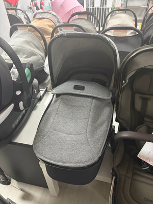 Babystyle Oyster 3 Carrycot - Grey Clearance