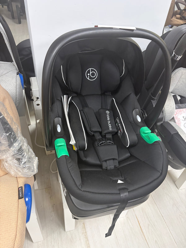 Ickle Bubba Stratus newborn car seat, black, with 5-point harness and headrest