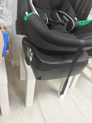 Ickle Bubba Stratus newborn car seat, black side view, carry handle and ISOFIX base