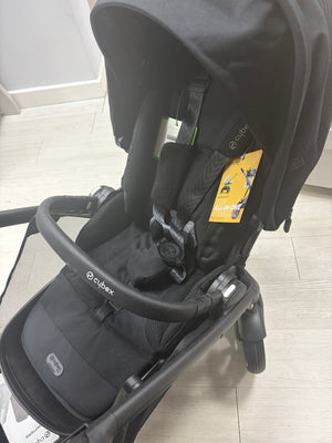 Cybex Gazelle double stroller seat unit detail in dark fabric with harness