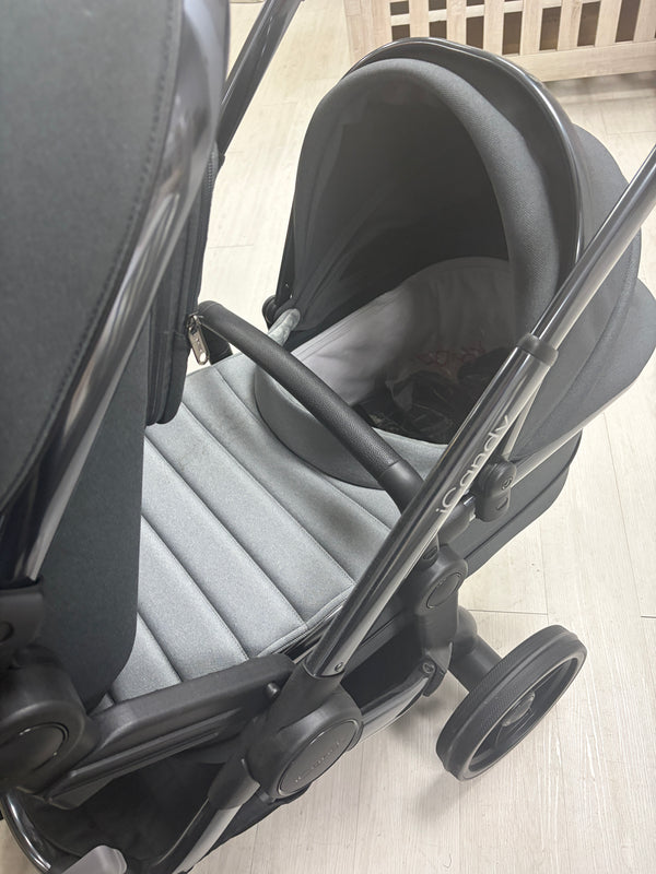 iCandy Peach 7 Tandem Bundle (2 seat units / 1 carrycot) - Truffle Clearance