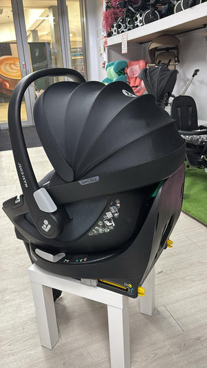Maxi Cosi Pebble 360 Car Seat - Showroom Display Model