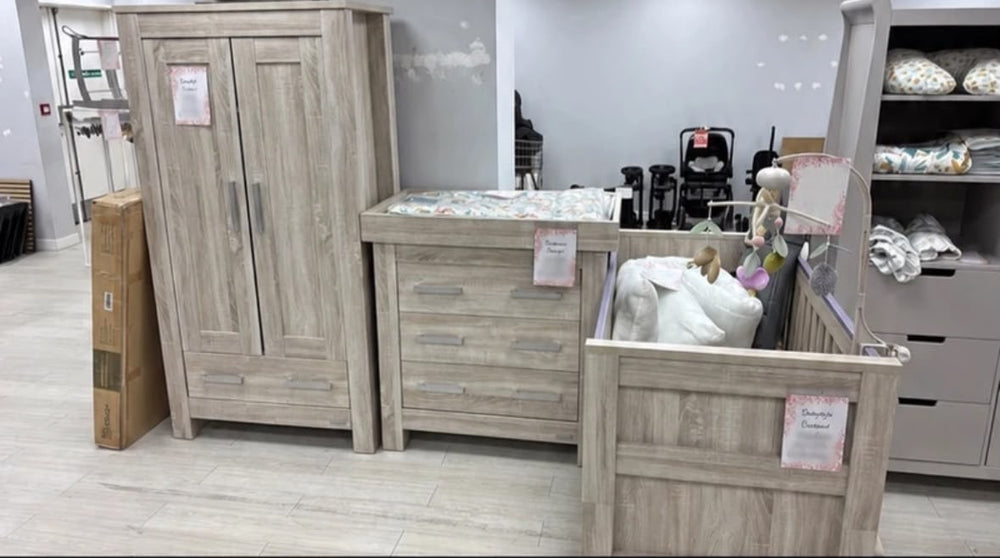 Babystyle Bordeaux 3 Piece Nursery Furniture Set - Oak Clearance (Pickup Only)