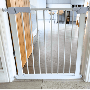 FYLO Baby Safety Stair Gate Pressure Fit 75 - 83cm - Clearance "Grade A Return" - For Your Little One
